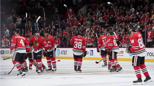 O que está acontecendo com o Chicago Blackhawks?
