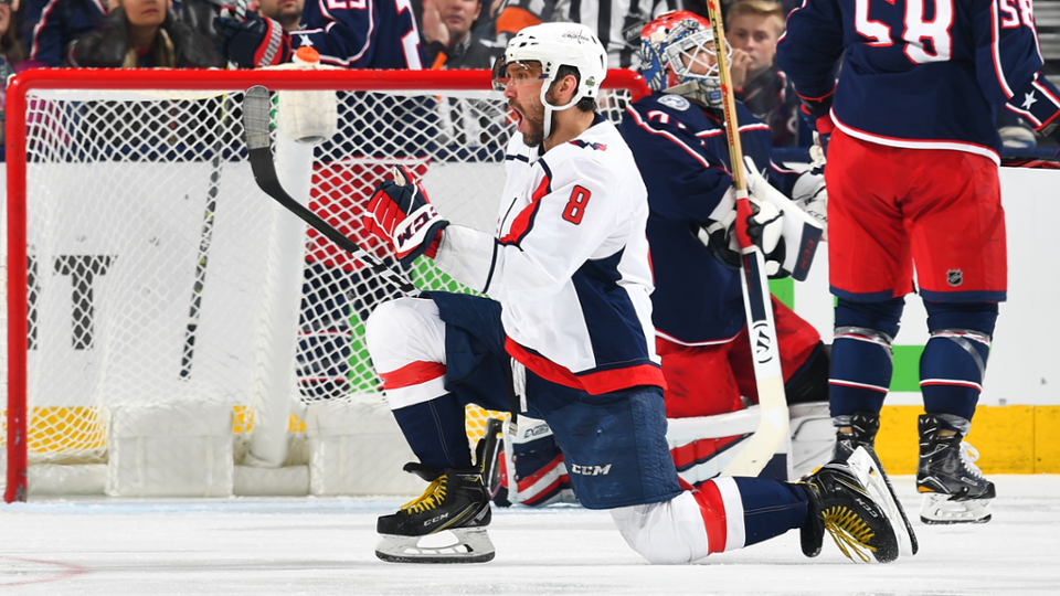 Bruins vencem sem Bergeron, Capitals empatam a série