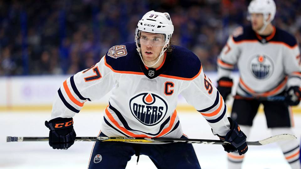 100 gols para Connor McDavid