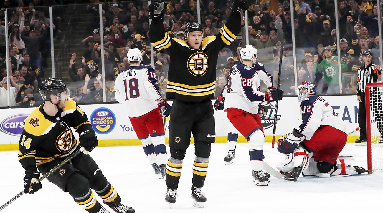 Bruins e Blues vencem no primeiro dia de semifinais