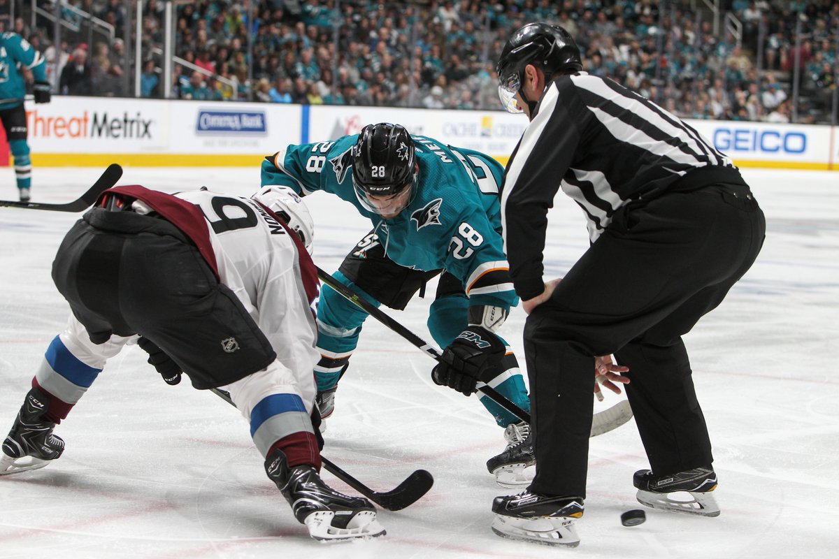 Vitórias de Bruins e Sharks acirram as disputas pelas vagas das conferências