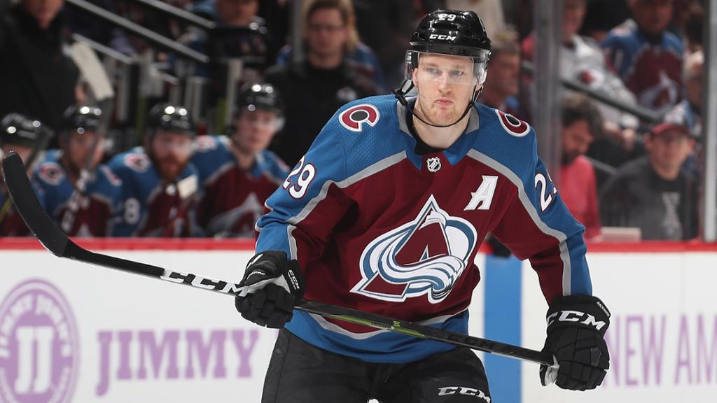 Nathan MacKinnon: da primeira escolha do draft ao primeiro escalão da NHL