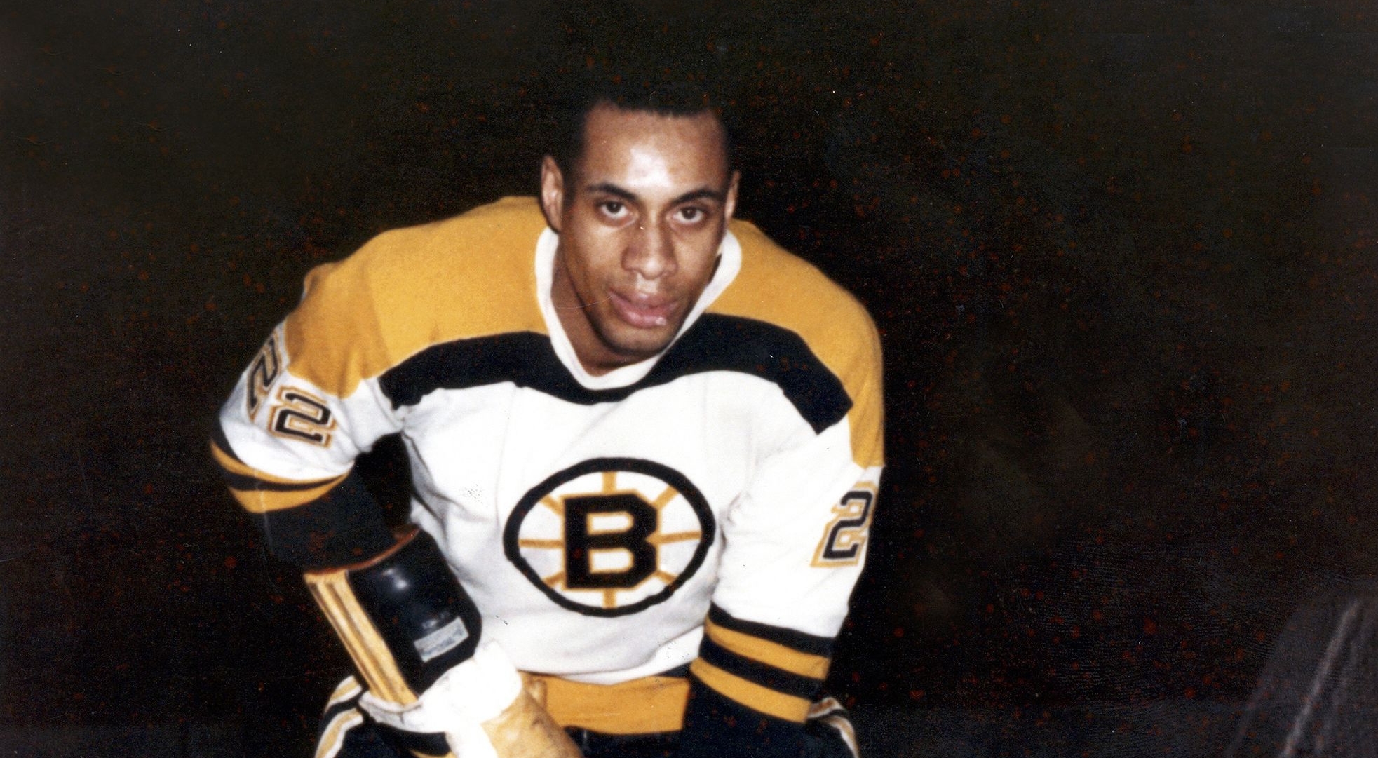 Willie O'Ree, jogando pelo Boston Bruins